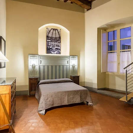 Dimora Storica Palazzo Puccini Nocleg ze śniadaniem 4*