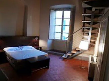 Bed & Breakfast Dimora Storica Palazzo Puccini 3*