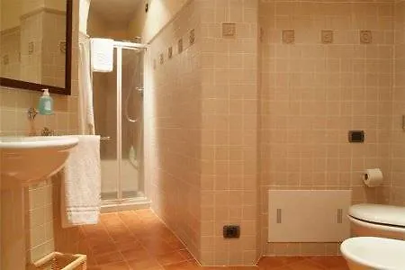 Bed & Breakfast Dimora Storica Palazzo Puccini 3*