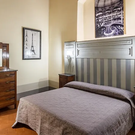 Dimora Storica Palazzo Puccini Bed & Breakfast