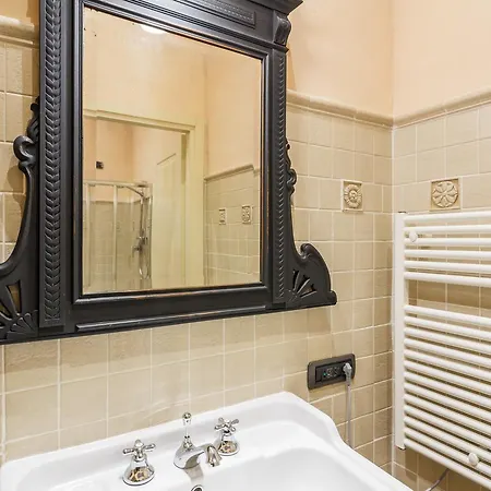 Dimora Storica Palazzo Puccini Bed & Breakfast Pistoia