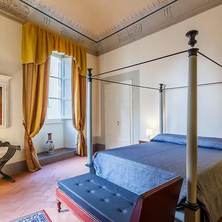 Dimora Storica Palazzo Puccini 3*